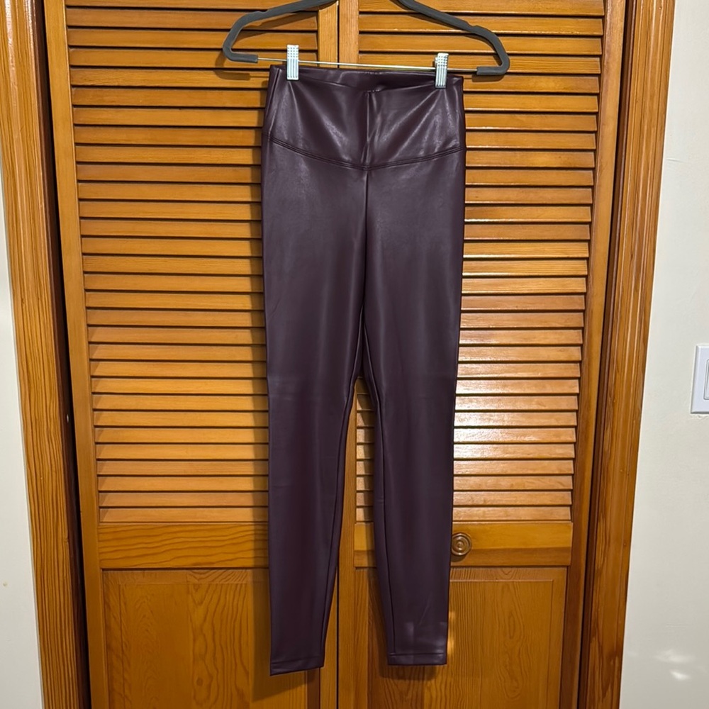 White House Black Market Maroon Runway Leggings